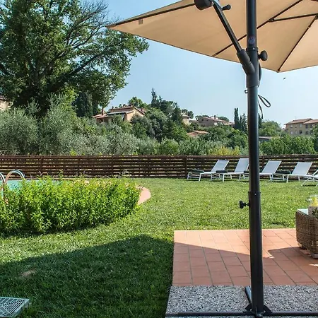 Casa Elia 6, Emma