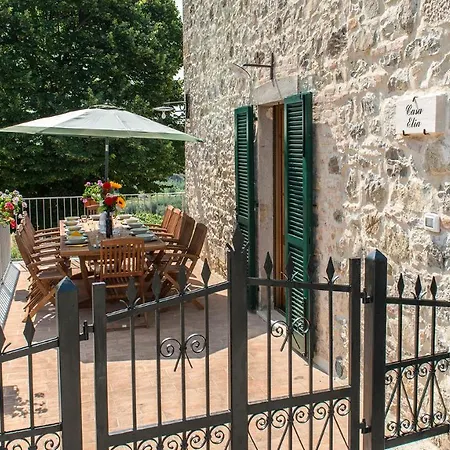 Casa Elia 6, Emma *